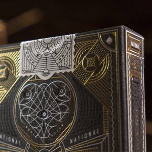 Theory11 "NATIONAL" – jeu de 55 cartes toilées plastifiées – format poker – 2 index standards