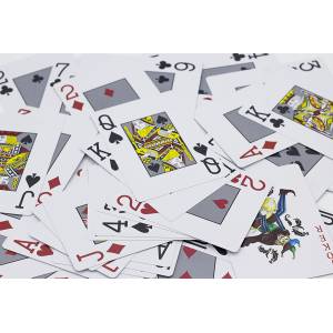 Bullets "TRIO PACK" - 3 Jeux de 54 cartes 100% plastique - format poker