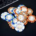 Pokerset van 300 "CROWN" Pokerchips - CASH GAME-editie - van Clay composite 14 g - met accessoires.