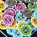 Vogelkäfig mit 1000 Pokerchips "ULTIMATE POKER CHIPS" - TURNIER-Version - ABS-Einsatz mit Metallkerngewicht 12 g.