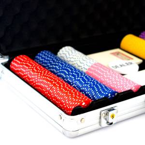 "300-piece poker chip set 'SUITED COLOR' - made of ABS with a metal insert weighing 12g - comes with accessories."