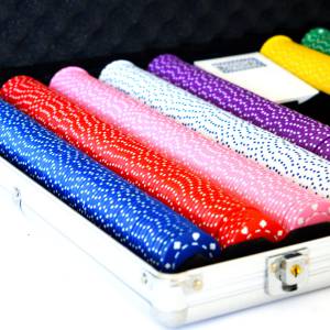 Mala de 1000 fichas de poker "SUITED COLOR" - em ABS com inserção metálica de 12g - com acessórios.