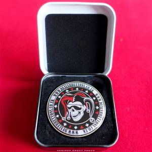 Card guard "DEAD MANS HAND" - 45mm - em metal - EDIÇÃO LIMITADA