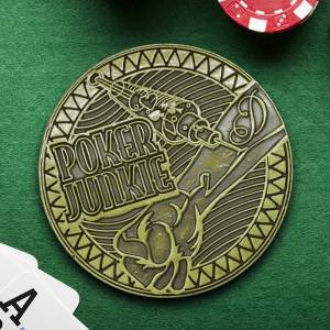 Card guard "POKER JUNKIE" - 45mm - made of metal - LIMITED EDITION.