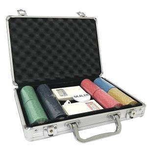 "200-piece ‘SPADS VINTAGE’ poker chip set - 10g ceramic chips. CARDS PRODUCTION exclusive."