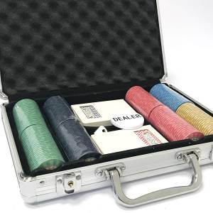 "200-piece ‘SPADS VINTAGE’ poker chip set - 10g ceramic chips. CARDS PRODUCTION exclusive."