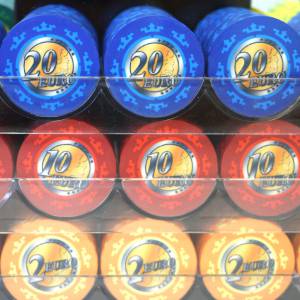 Gabbia per uccelli da 600 fiches da poker "Serie 3 - Euro" - in ceramica da 10 g ESCLUSIVA CARTE PRODUZIONE