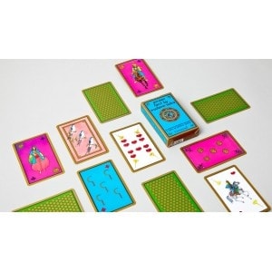 Tarot "PERSAN" de Madame IndiraEl Tarot "Persan" de Madame Indira es un juego de cartas utilizado para la adivinación y la lec