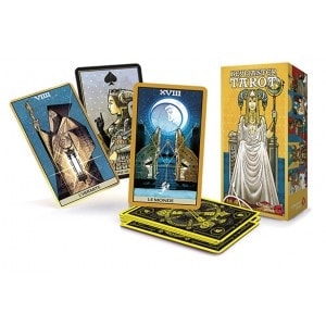 "KEYMASTER" Tarot blir "NYCKELMÄSTARE" Tarot på svenska.