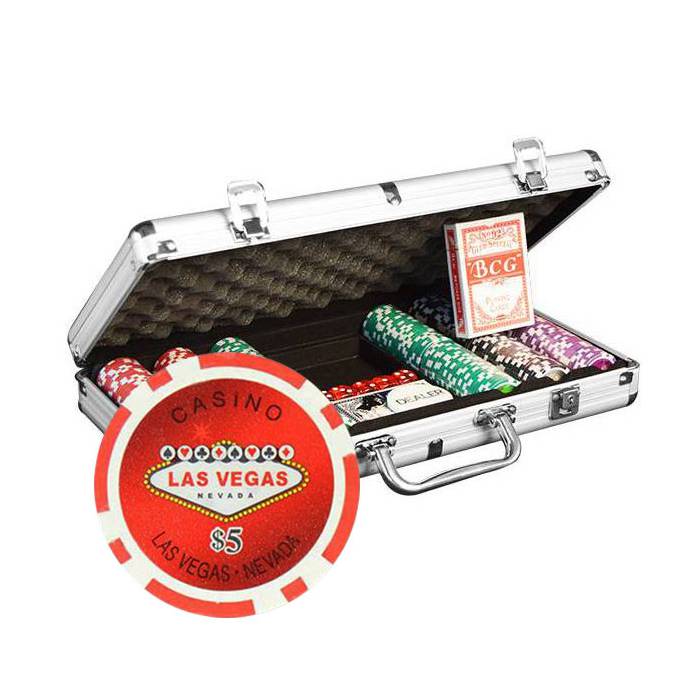 "Poker chip set. 'WELCOME LAS VEGAS' - ABS plastic - 11.5g - comes with 2 decks of cards and accessories."