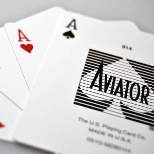 AVIATOR "POKER 914" Bleu - Jeu de 54 cartes cartonnées plastifiées – format poker – 2 index standards